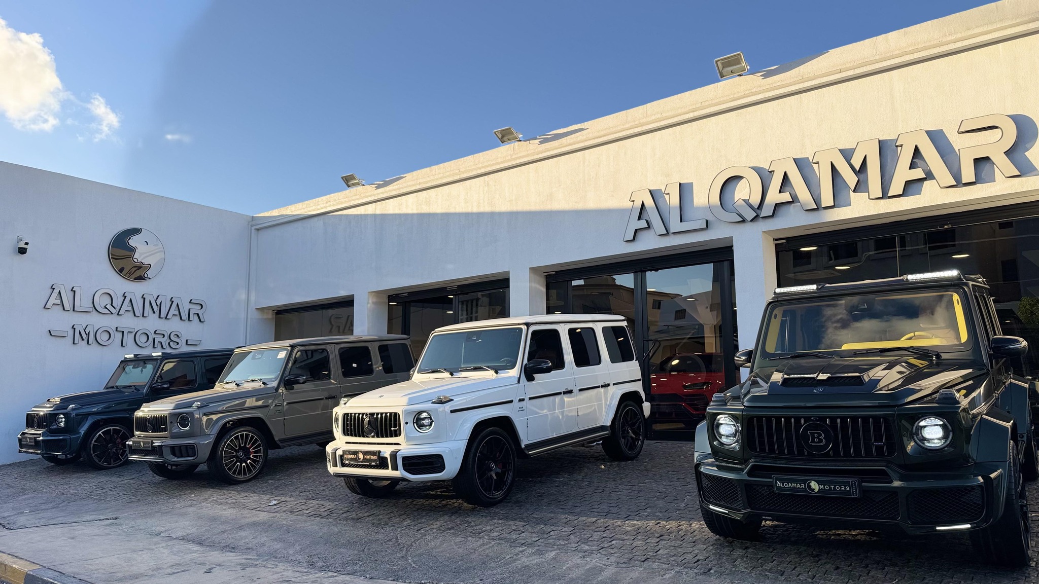 سيارة فاخرة